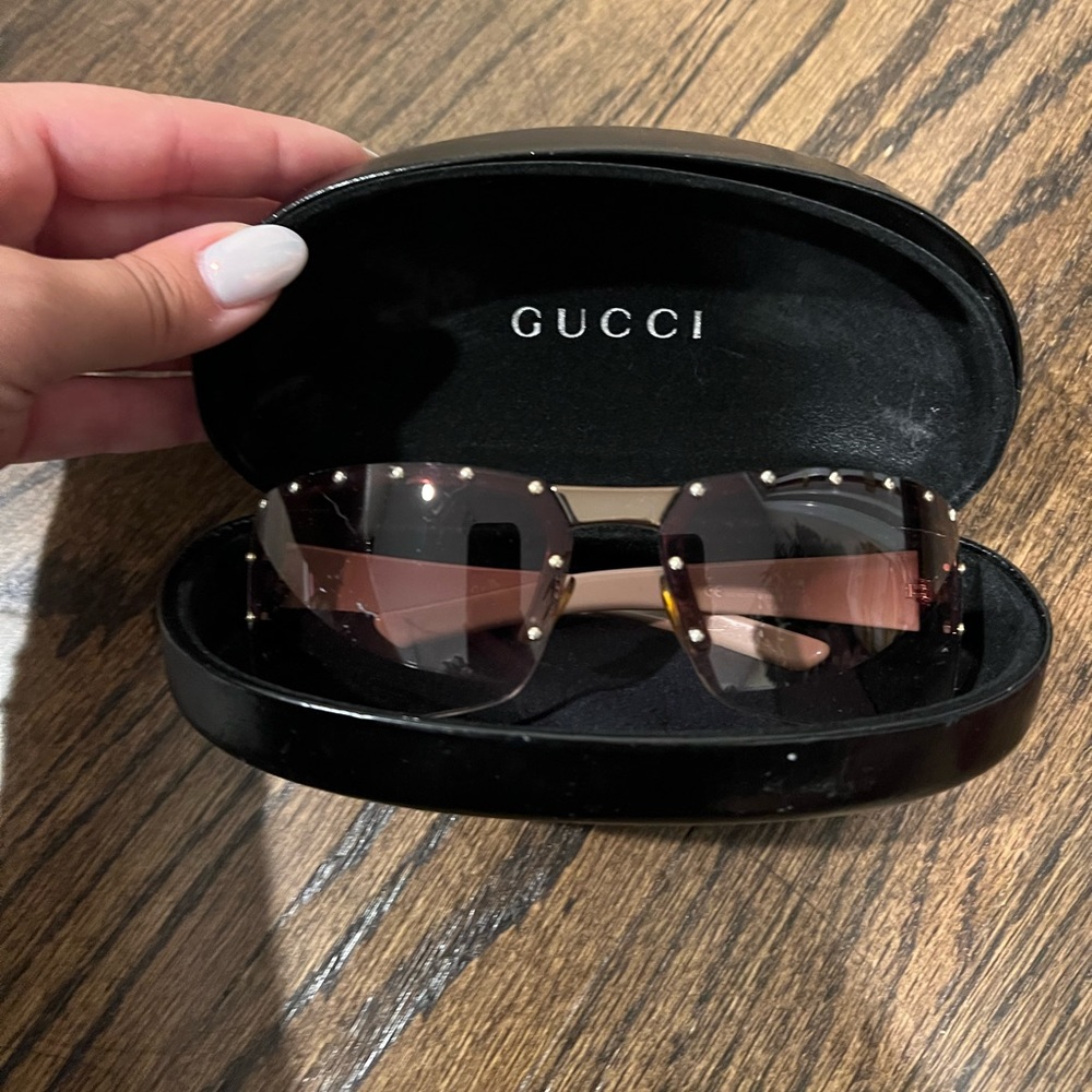 VINTAGE GUCCI SUNGLASSES